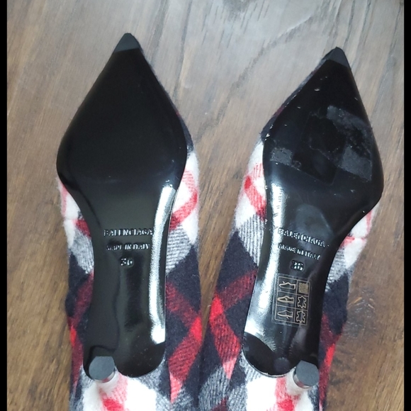 Balenciaga Logo Plaid Ankle Boots like new - Picture 3 of 6